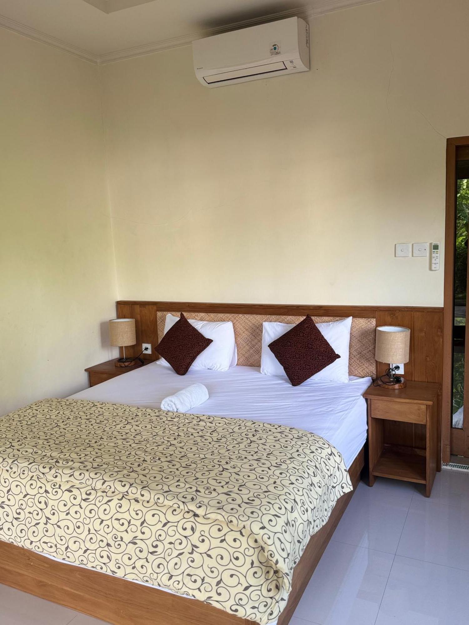 Pineapple House Hotel Ubud  Ngoại thất bức ảnh
